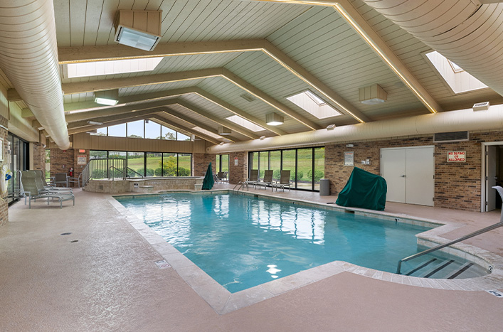 Antioch Hotel & Suites Pool